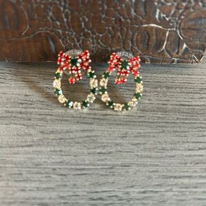 Holiday Red and Green Beaded Wreath Earrings